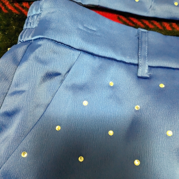 Set - Picture 5 of 7